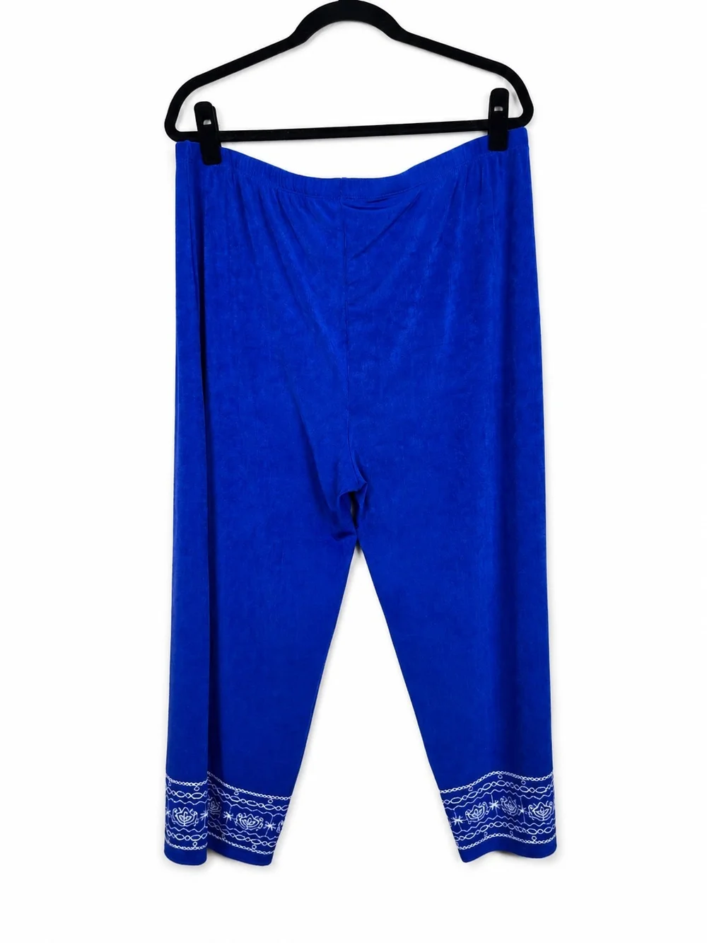 Chico's Travelers Blue Embroidered Hem Cropped Wide Leg Travel Pants Size 3 XL